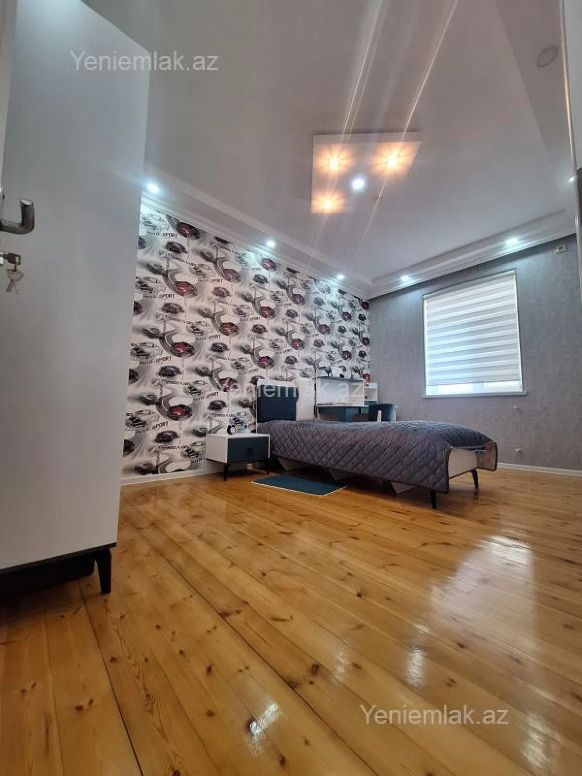 Satılır 7 otaqlı həyət evi 400 m²