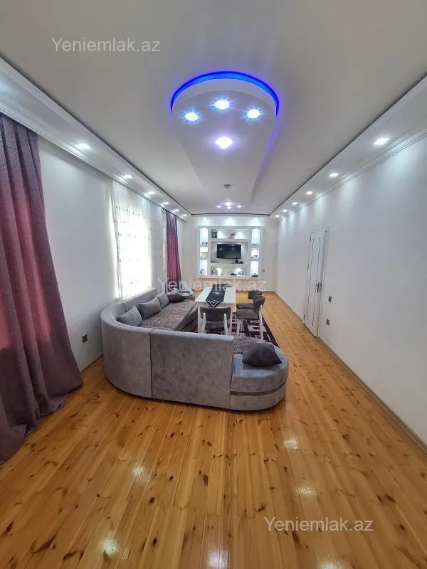 Satılır 7 otaqlı həyət evi 400 m²