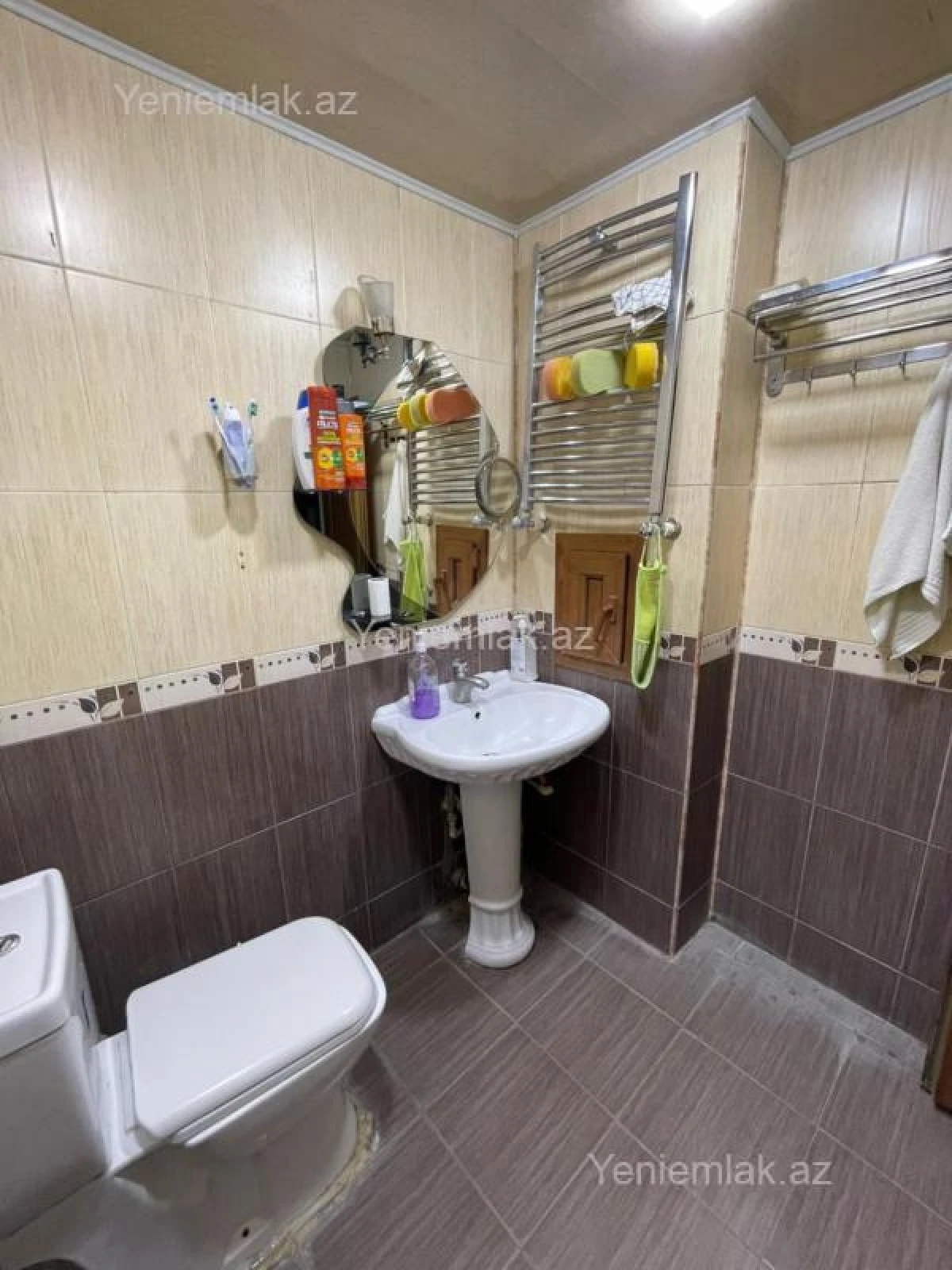 Satılır 4 otaqlı köhnə tikili 120 m²