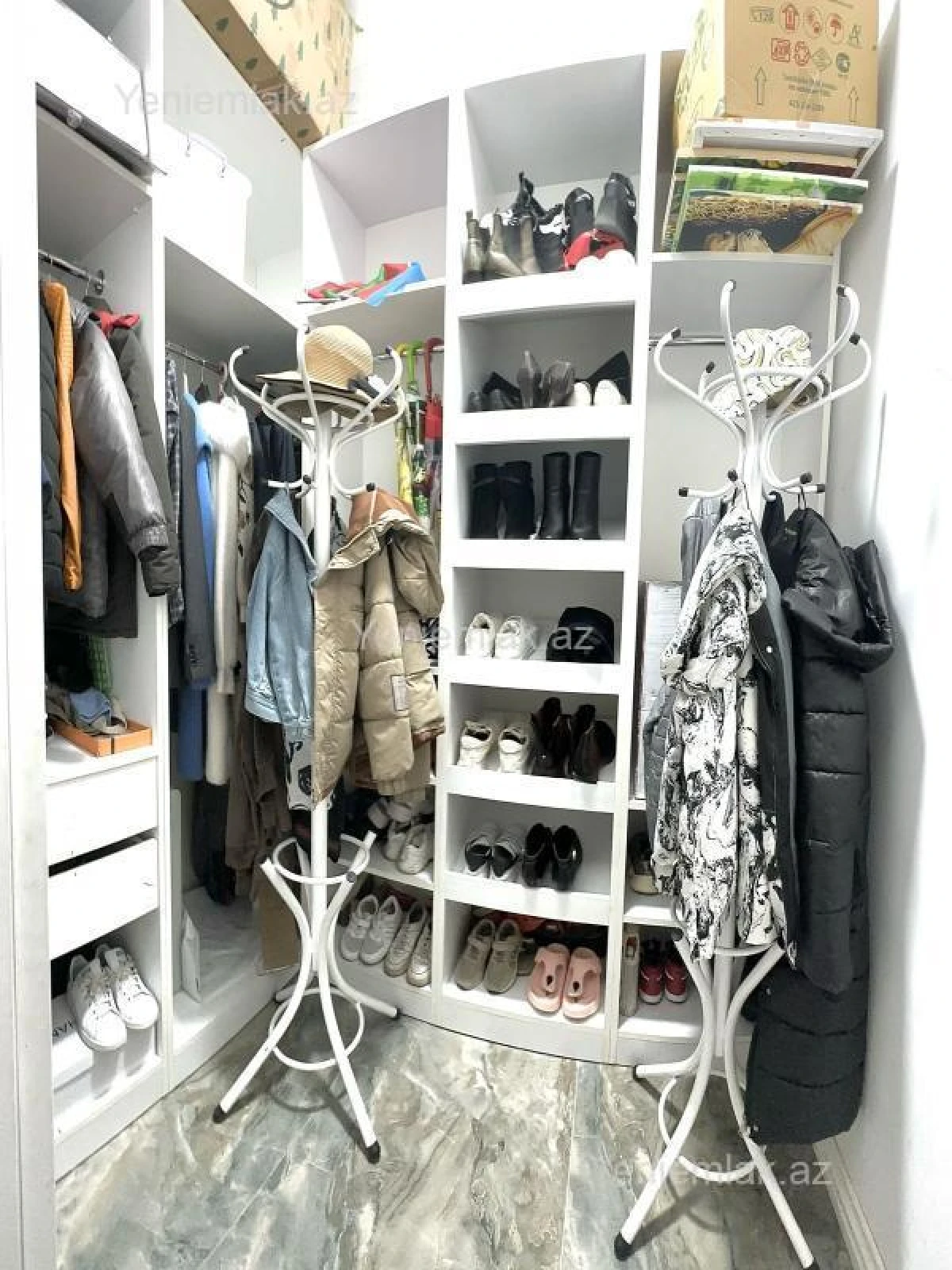 Satılır 4 otaqlı yeni tikili 175 m²