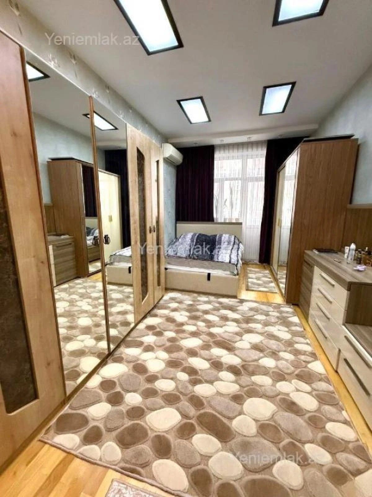 Satılır 3 otaqlı yeni tikili 120 m²