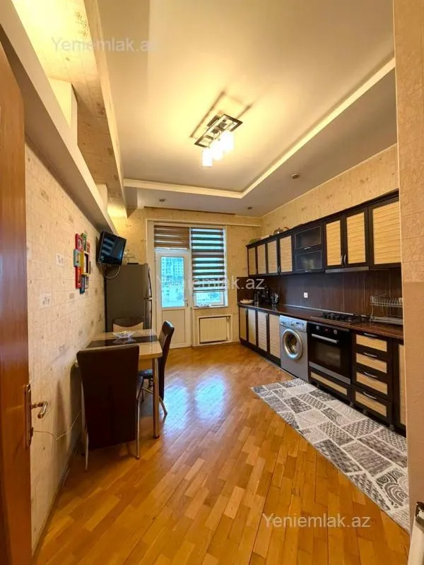 Satılır 2 otaqlı yeni tikili 90 m²