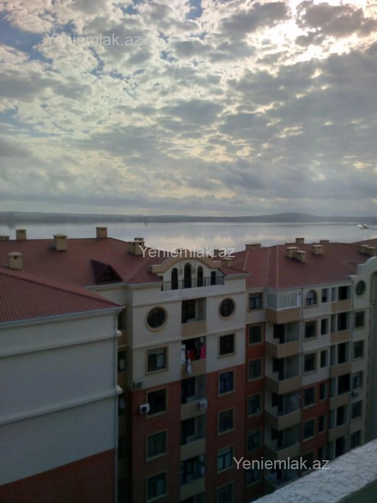 Satılır 1 otaqlı yeni tikili 43 m²