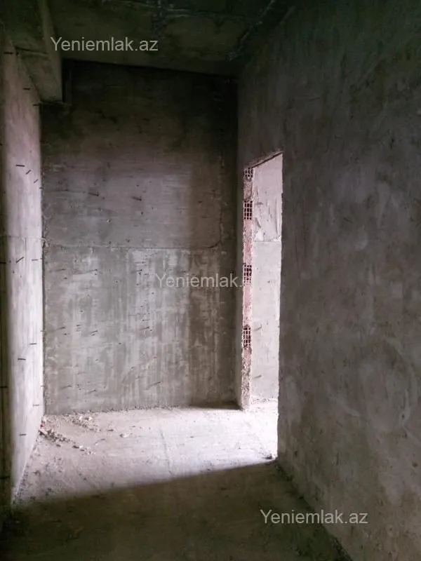 Satılır 1 otaqlı yeni tikili 43 m²