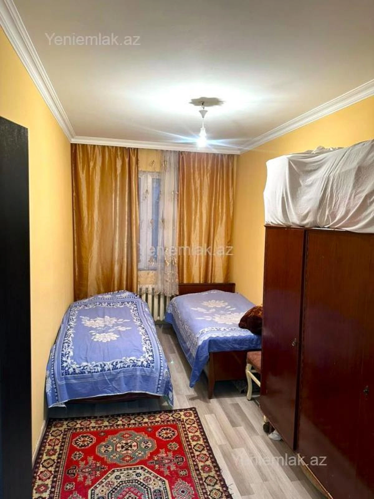 Satılır 3 otaqlı köhnə tikili 75 m²
