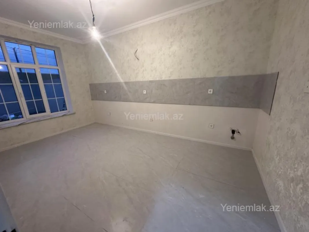 Satılır 4 otaqlı həyət evi 170 m²