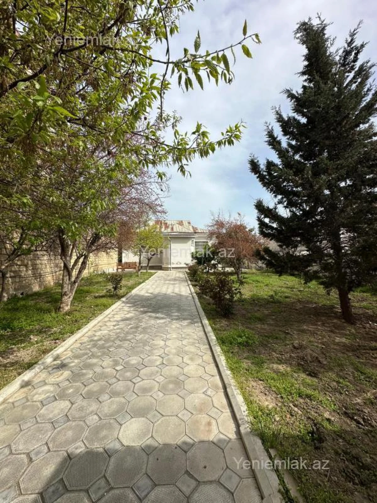 Satılır 3 otaqlı həyət evi 110 m²