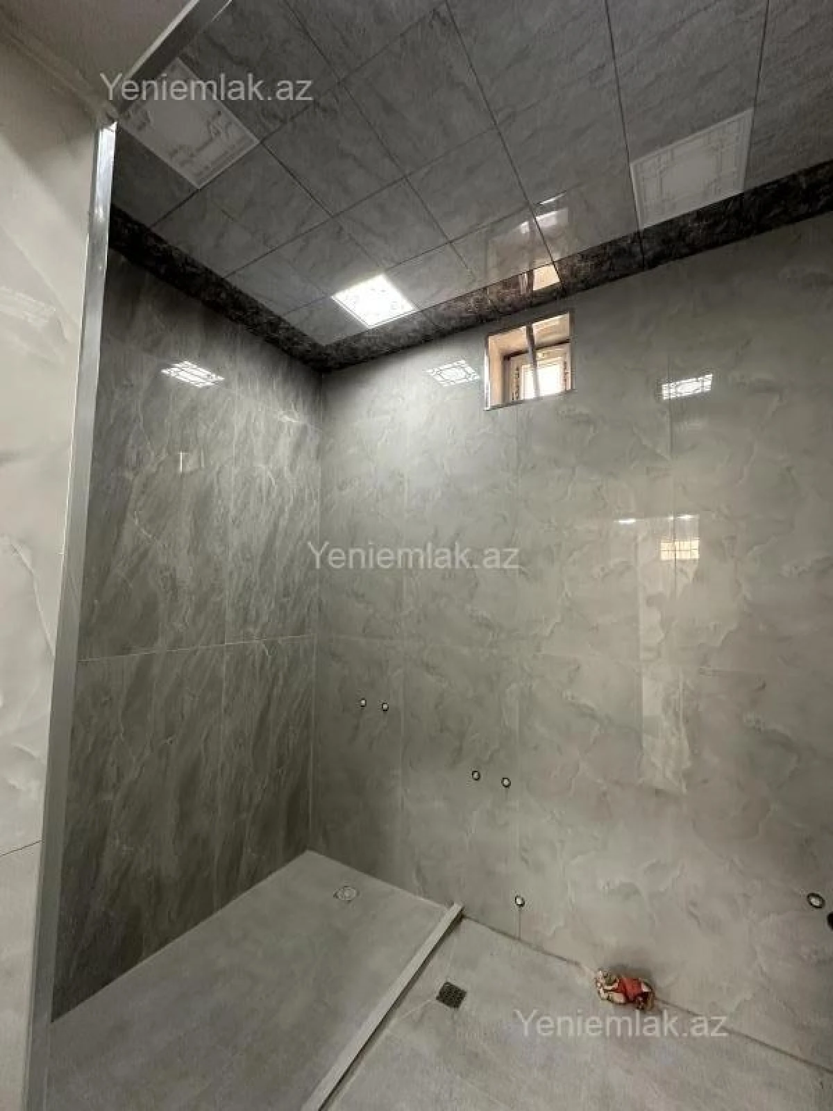 Satılır 4 otaqlı həyət evi 160 m²