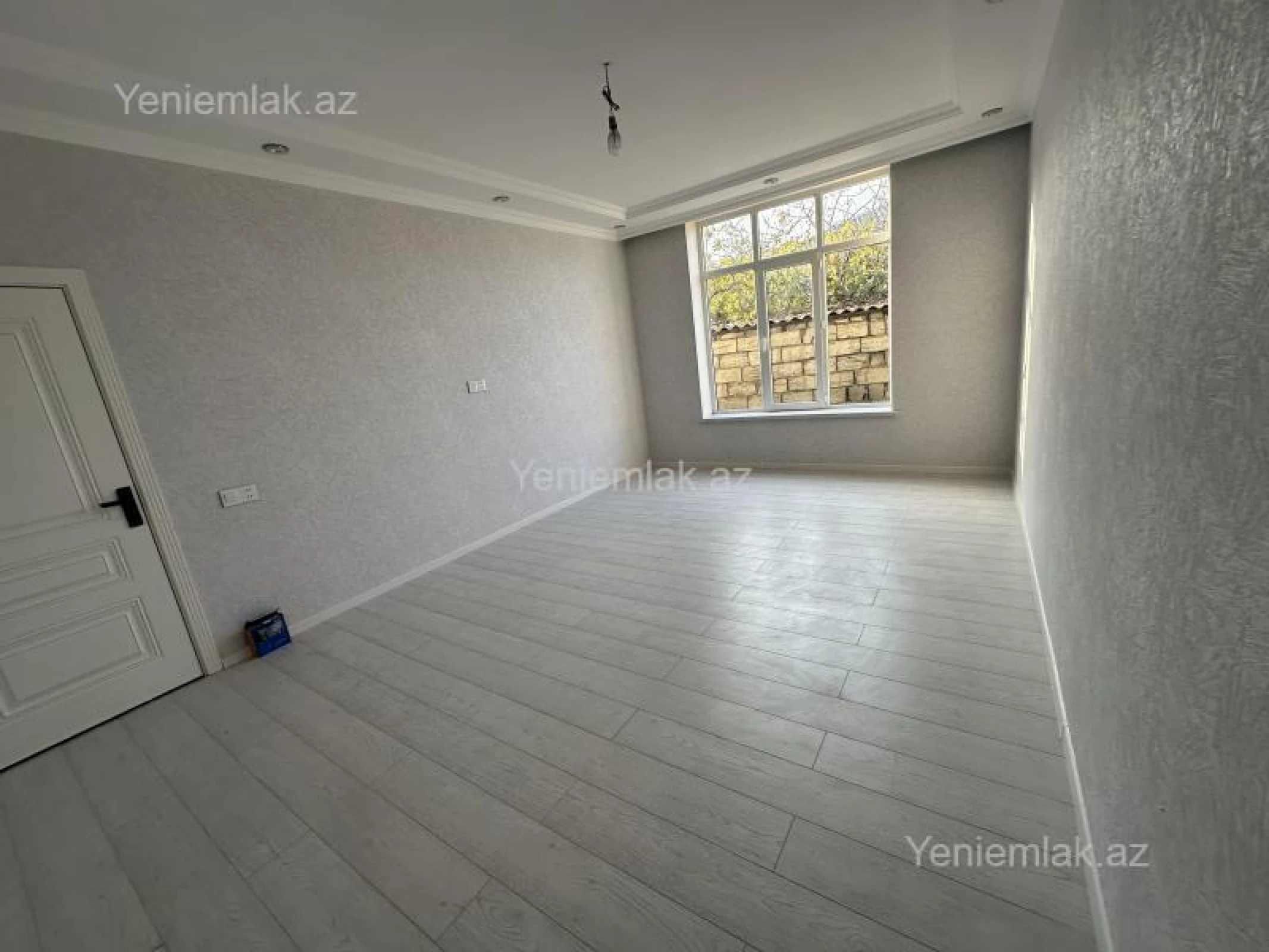 Satılır 4 otaqlı həyət evi 160 m²