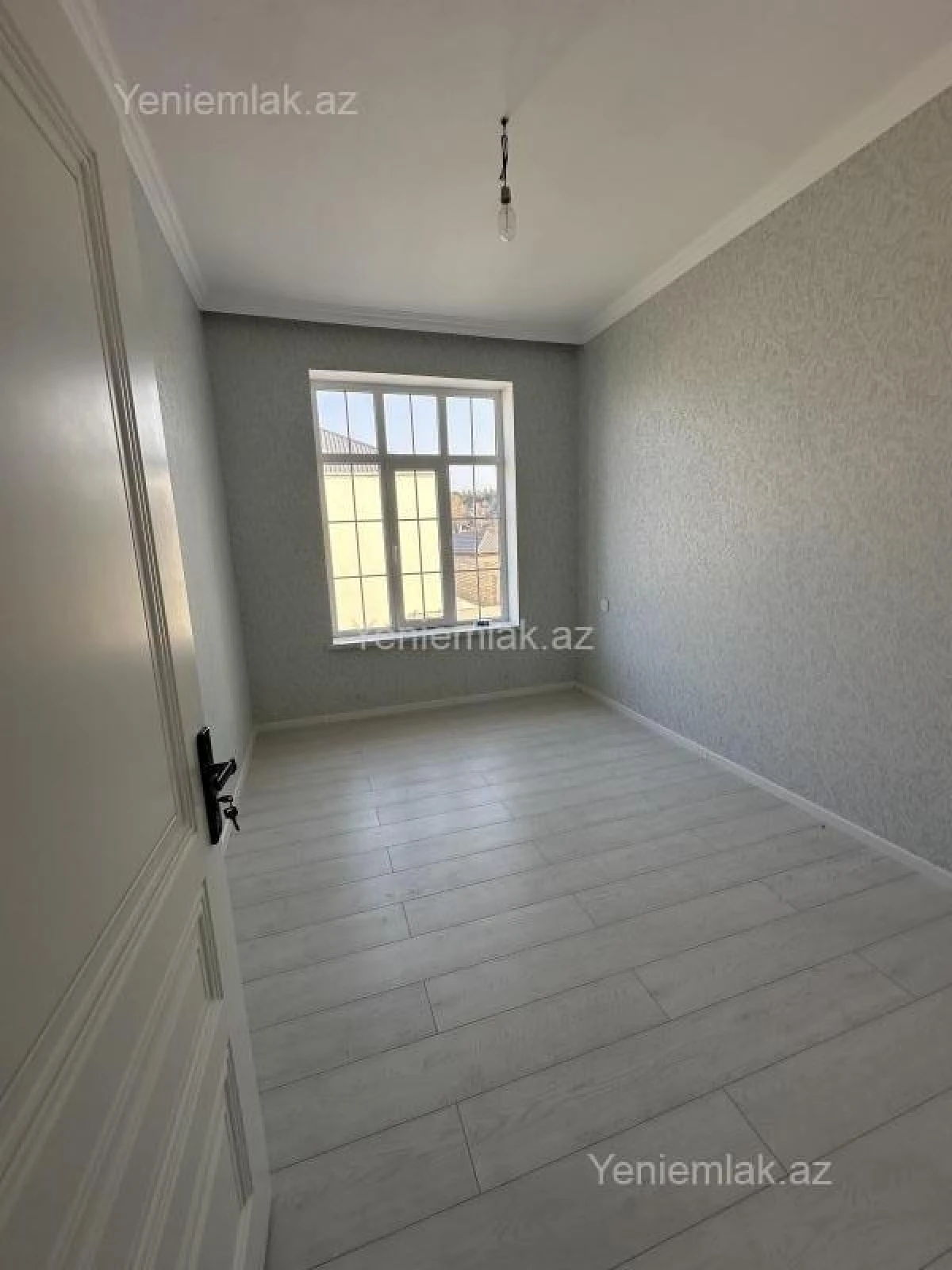 Satılır 4 otaqlı həyət evi 160 m²