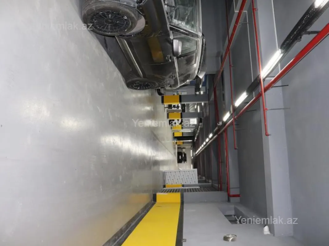 Satılır 15 otaqlı obyekt 3000 m²