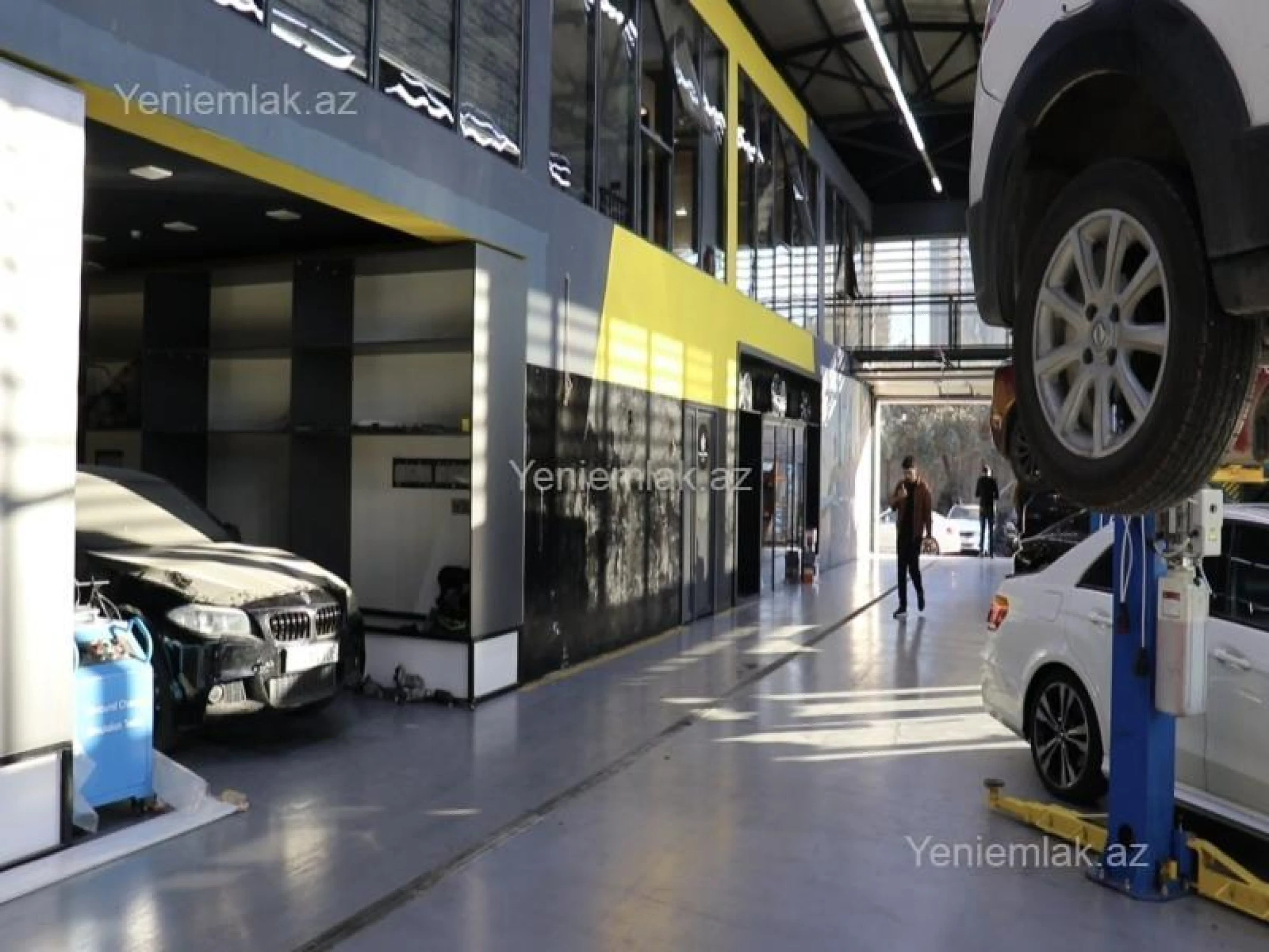 Satılır 15 otaqlı obyekt 3000 m²