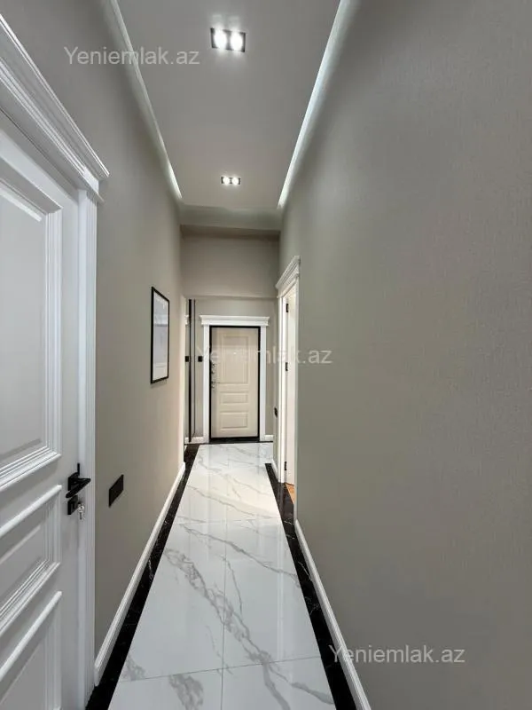 Satılır 3 otaqlı yeni tikili 85 m²