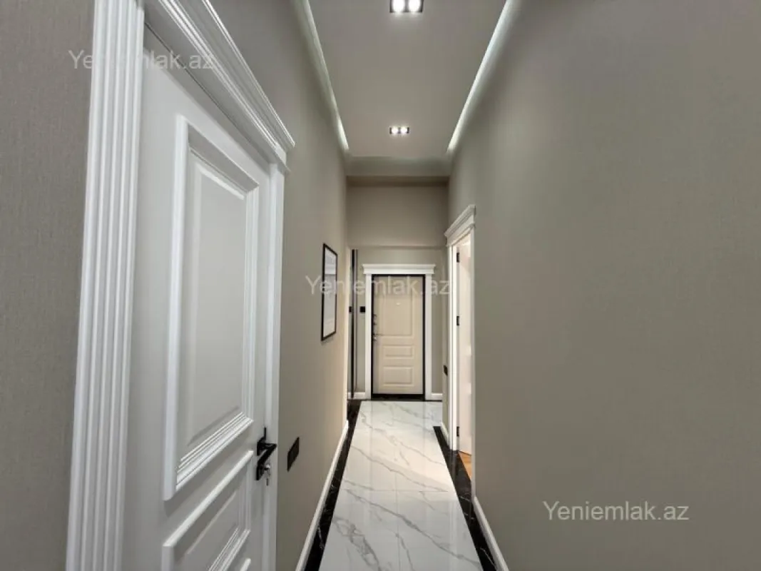 Satılır 3 otaqlı yeni tikili 85 m²