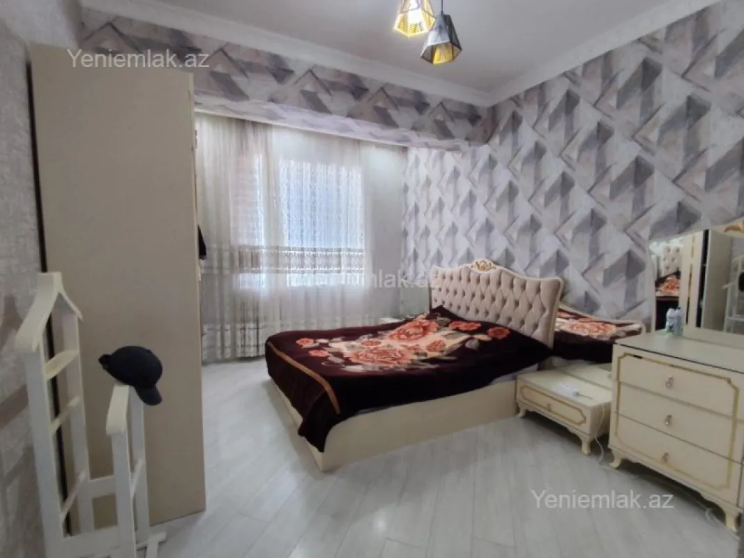 Satılır 3 otaqlı yeni tikili 110 m²