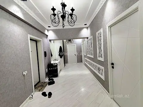 Satılır 3 otaqlı yeni tikili 110 m²