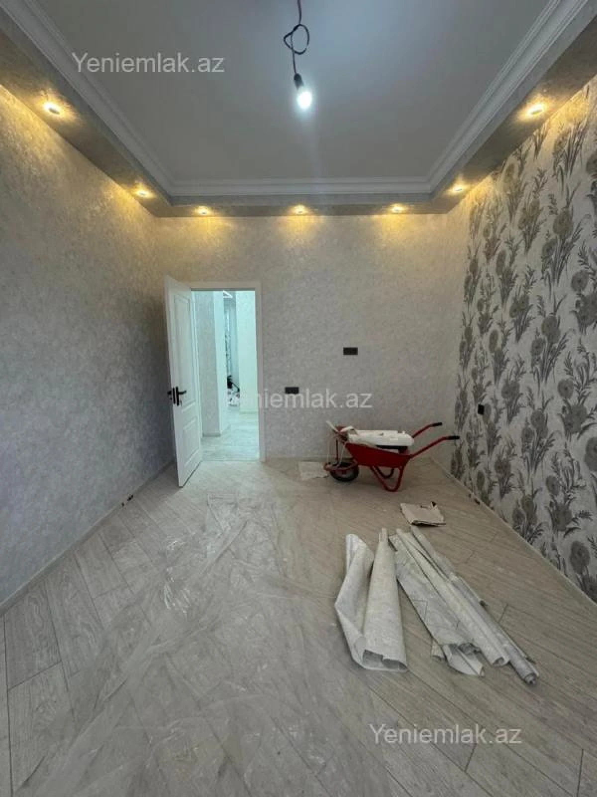 Satılır 3 otaqlı yeni tikili 103 m²