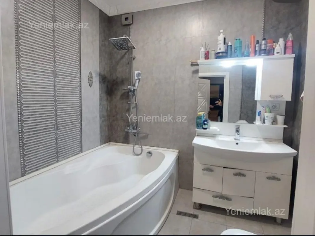 Satılır 2 otaqlı yeni tikili 67 m²