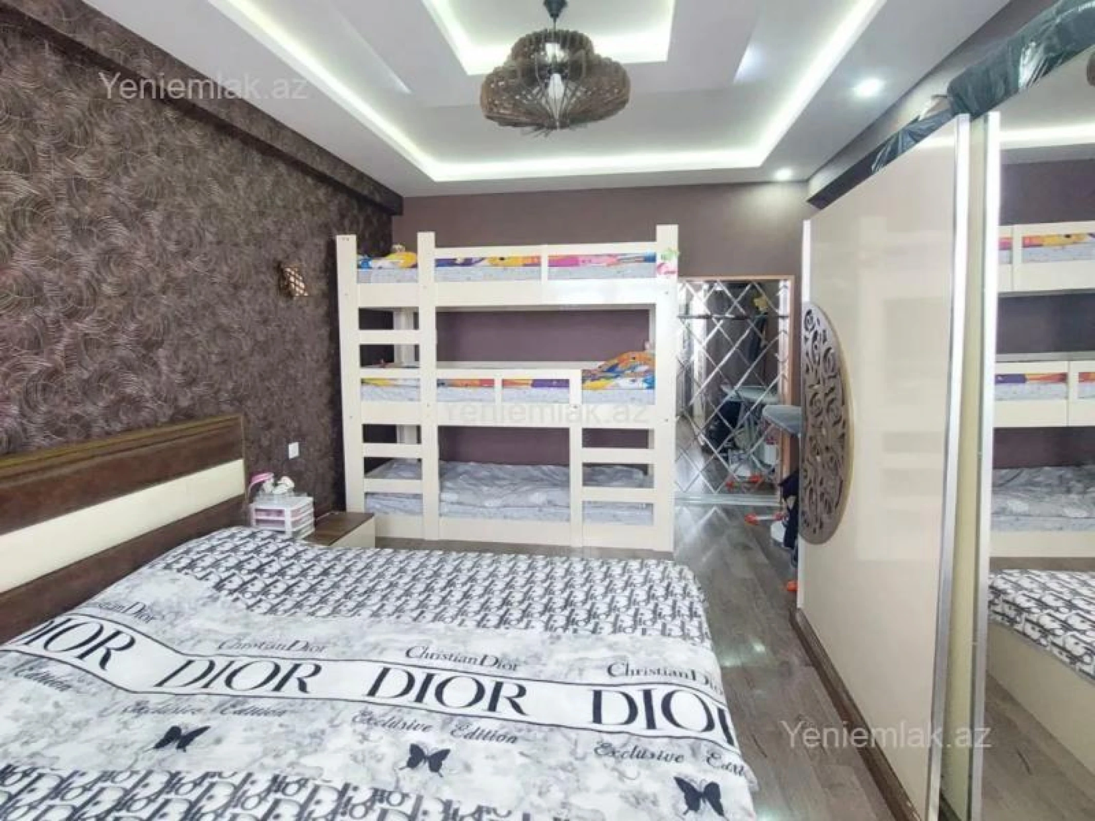 Satılır 2 otaqlı yeni tikili 67 m²