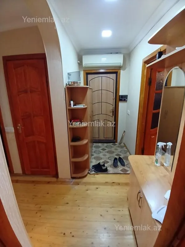 Satılır 3 otaqlı köhnə tikili 78 m²