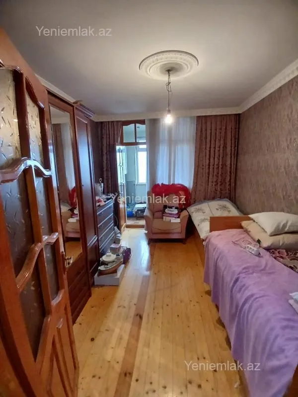 Satılır 3 otaqlı köhnə tikili 78 m²