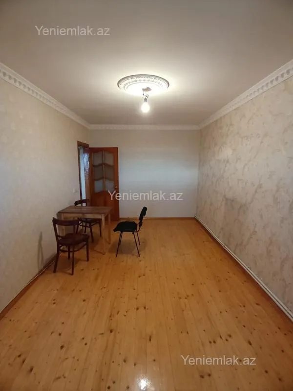 Satılır 3 otaqlı köhnə tikili 78 m²