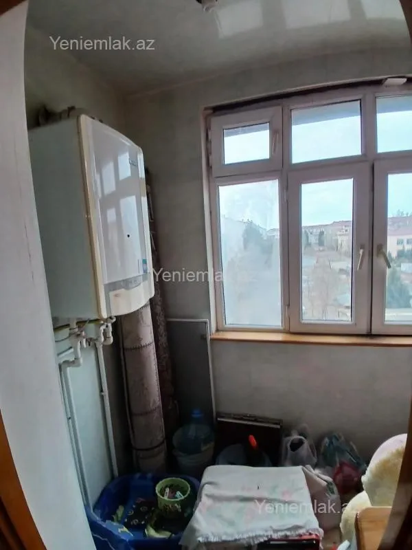 Satılır 3 otaqlı köhnə tikili 78 m²