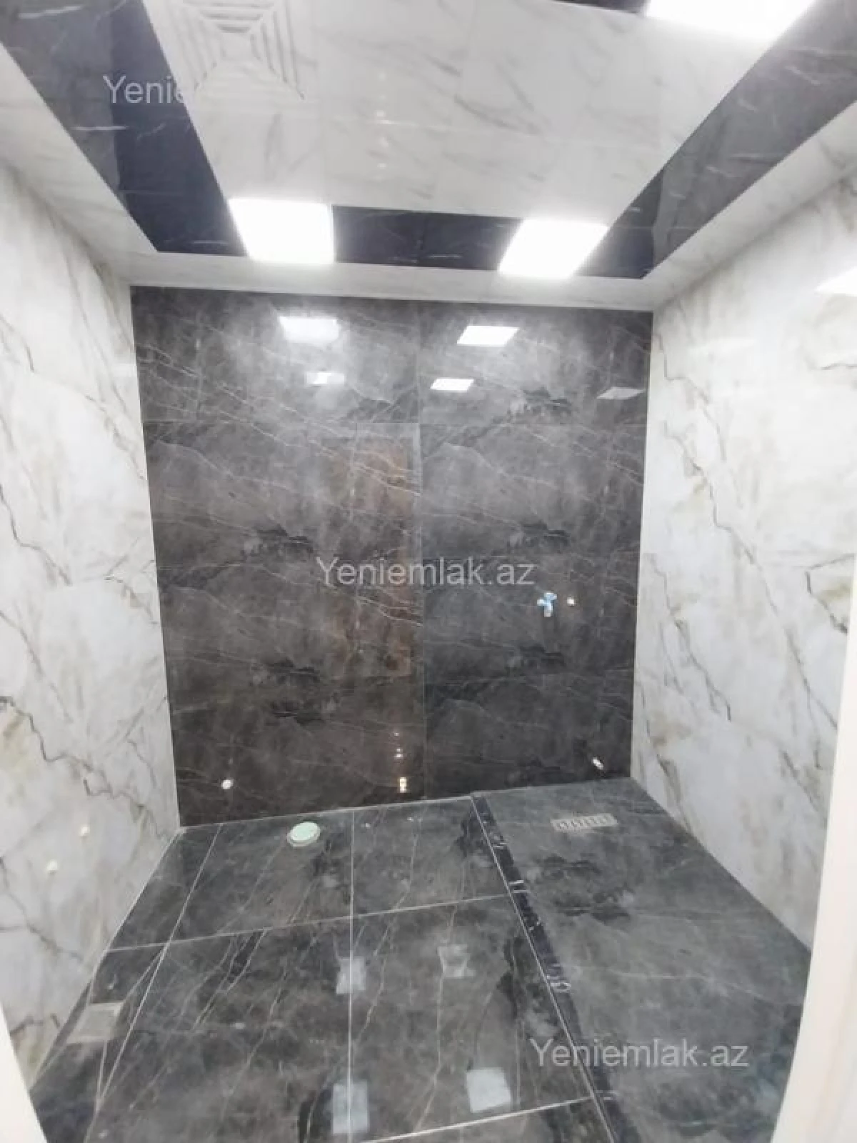 Satılır 2 otaqlı yeni tikili 70 m²