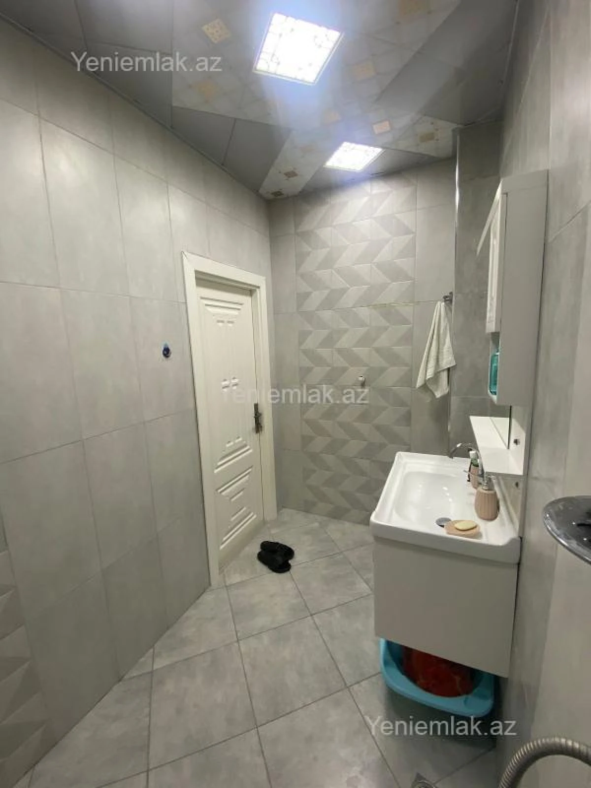 Satılır 2 otaqlı yeni tikili 74 m²