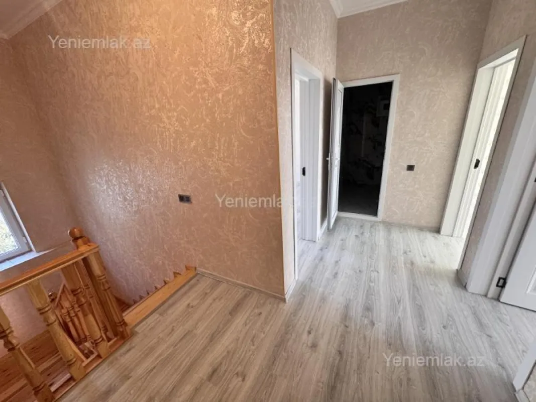 Satılır 4 otaqlı həyət evi 120 m²