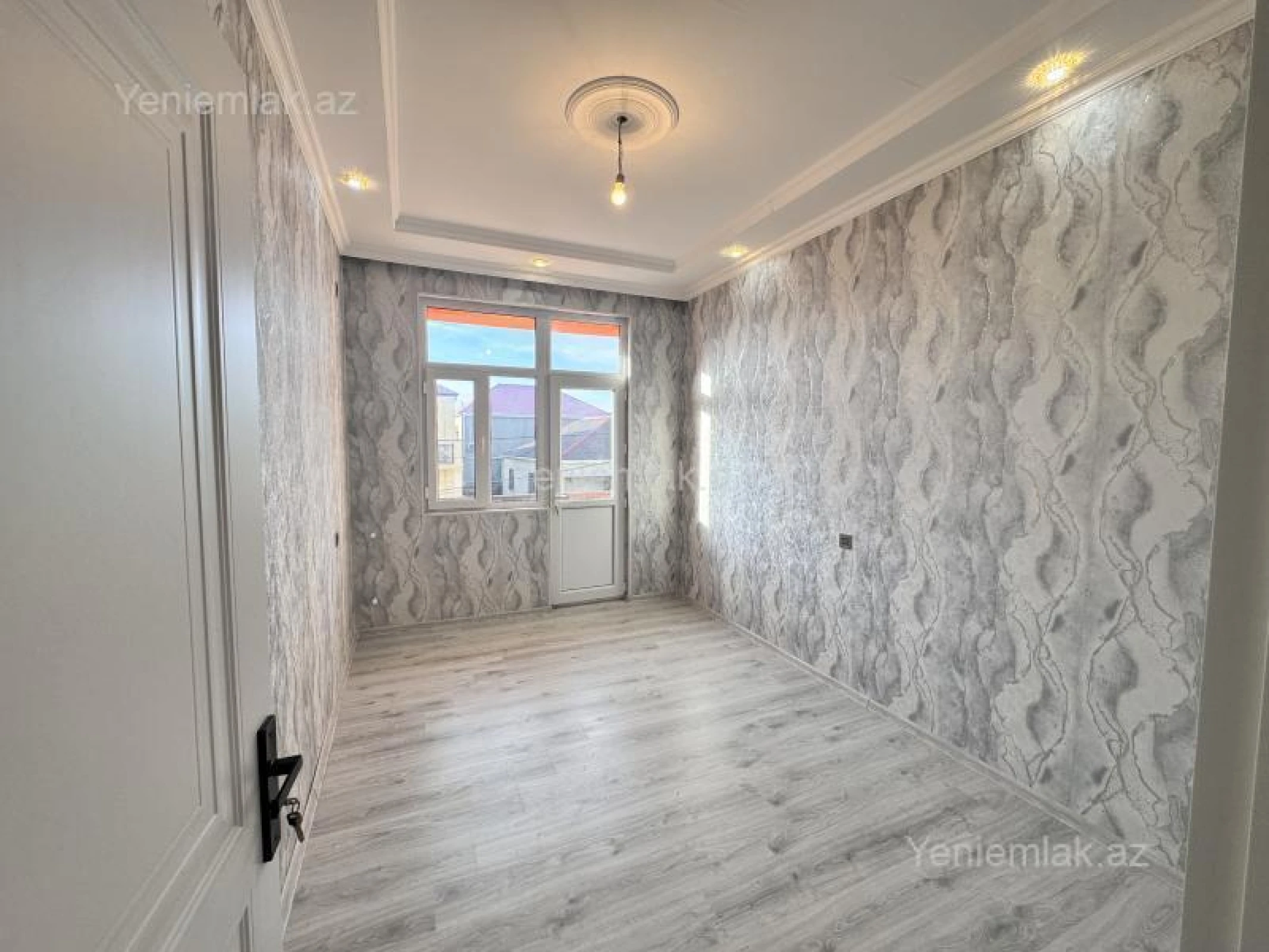 Satılır 4 otaqlı həyət evi 120 m²
