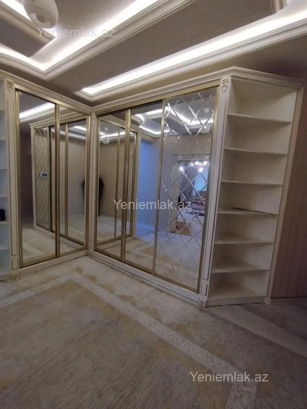 Satılır 3 otaqlı yeni tikili 162 m²