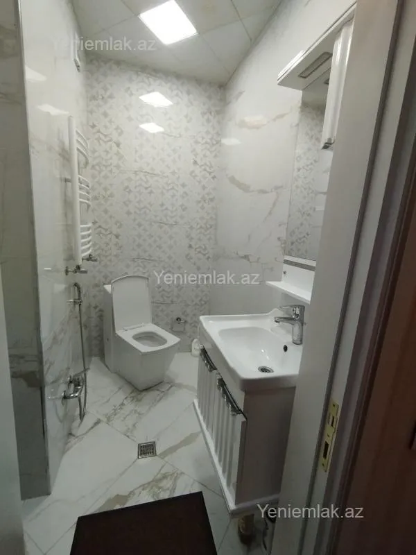 Satılır 3 otaqlı yeni tikili 162 m²