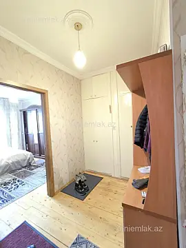 Satılır 2 otaqlı köhnə tikili 60 m²