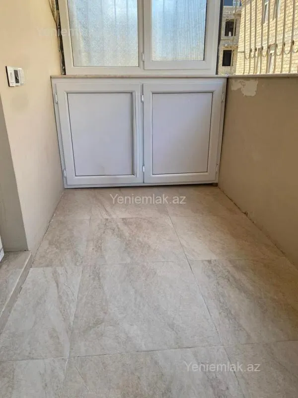 Satılır köhnə tikili 85 m²