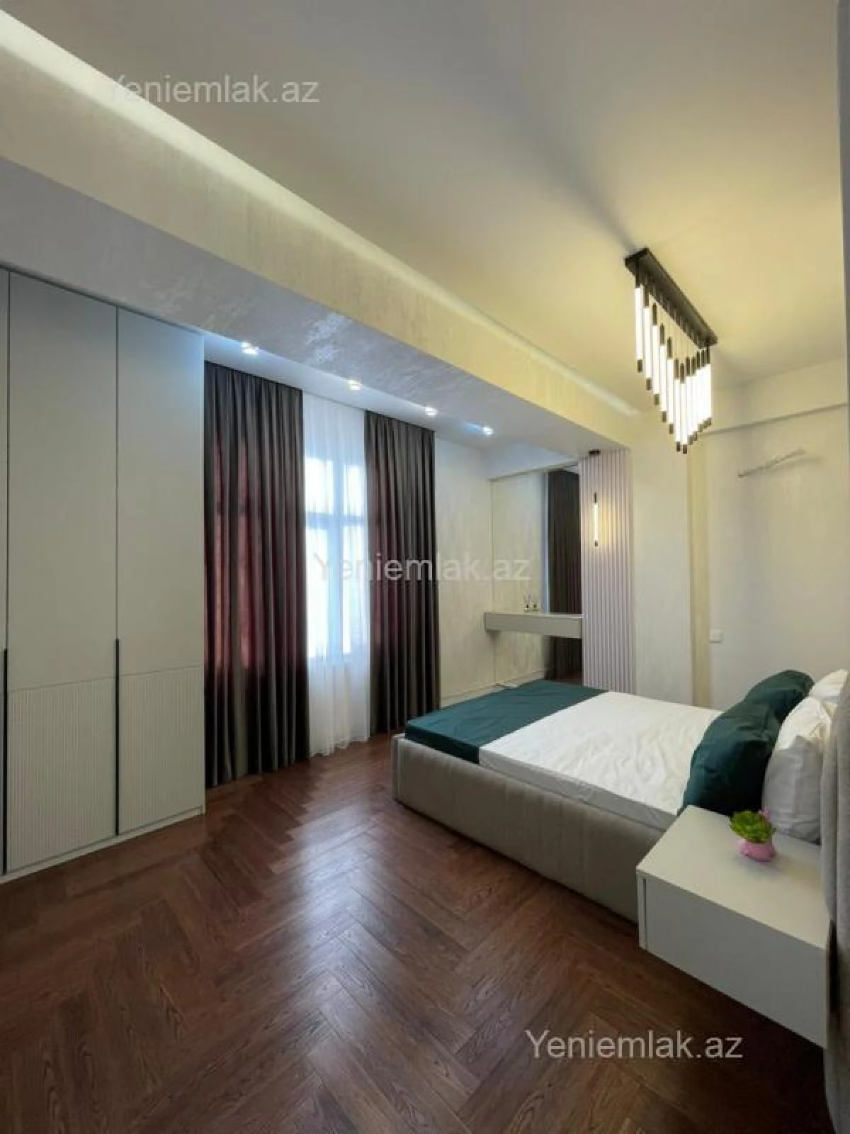 Satılır 3 otaqlı yeni tikili 101 m²