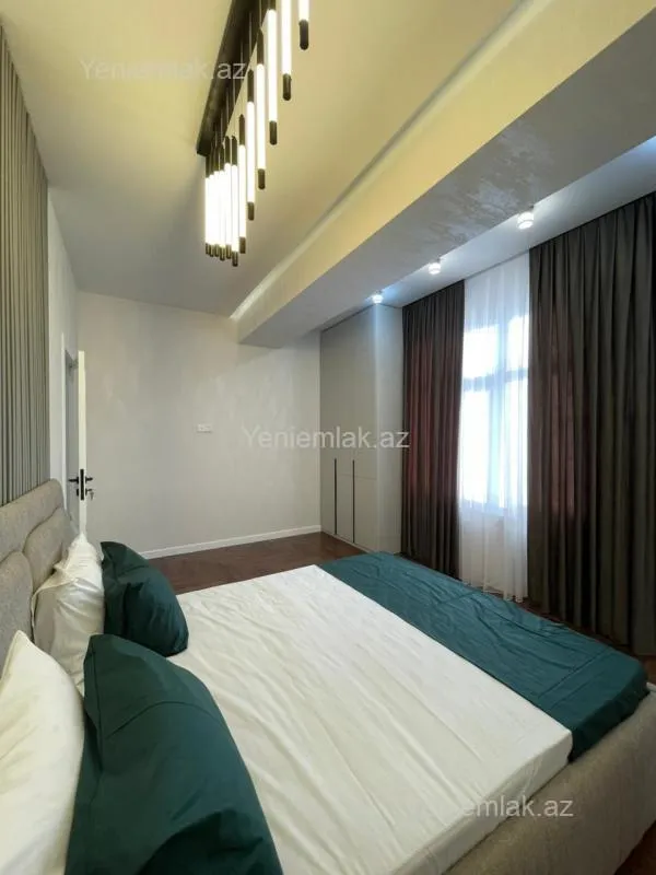 Satılır 3 otaqlı yeni tikili 101 m²