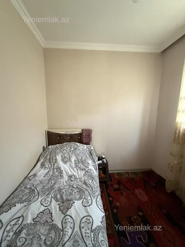 Satılır 5 otaqlı həyət evi 120 m²