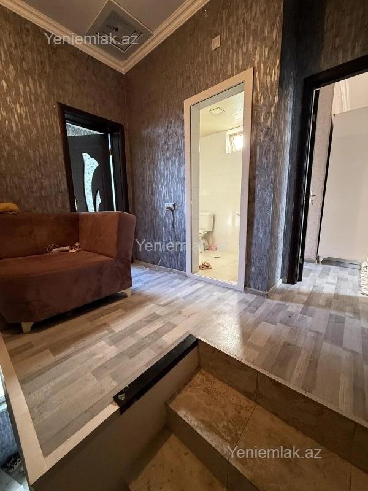 Satılır 5 otaqlı həyət evi 120 m²