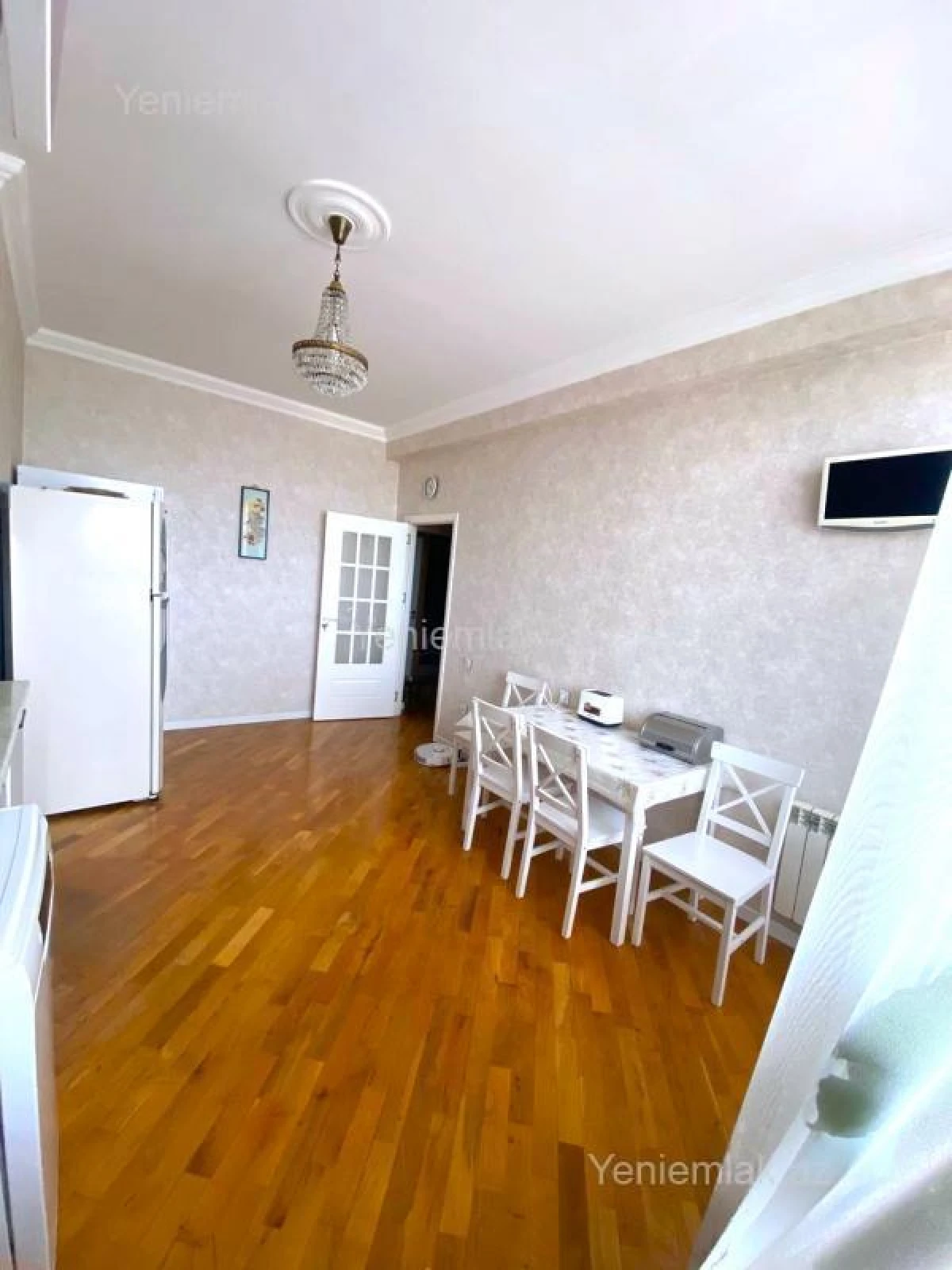 Satılır 2 otaqlı yeni tikili 90 m²