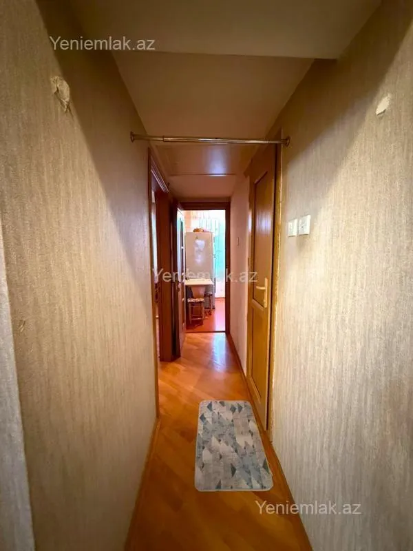 Satılır 3 otaqlı köhnə tikili 80 m²