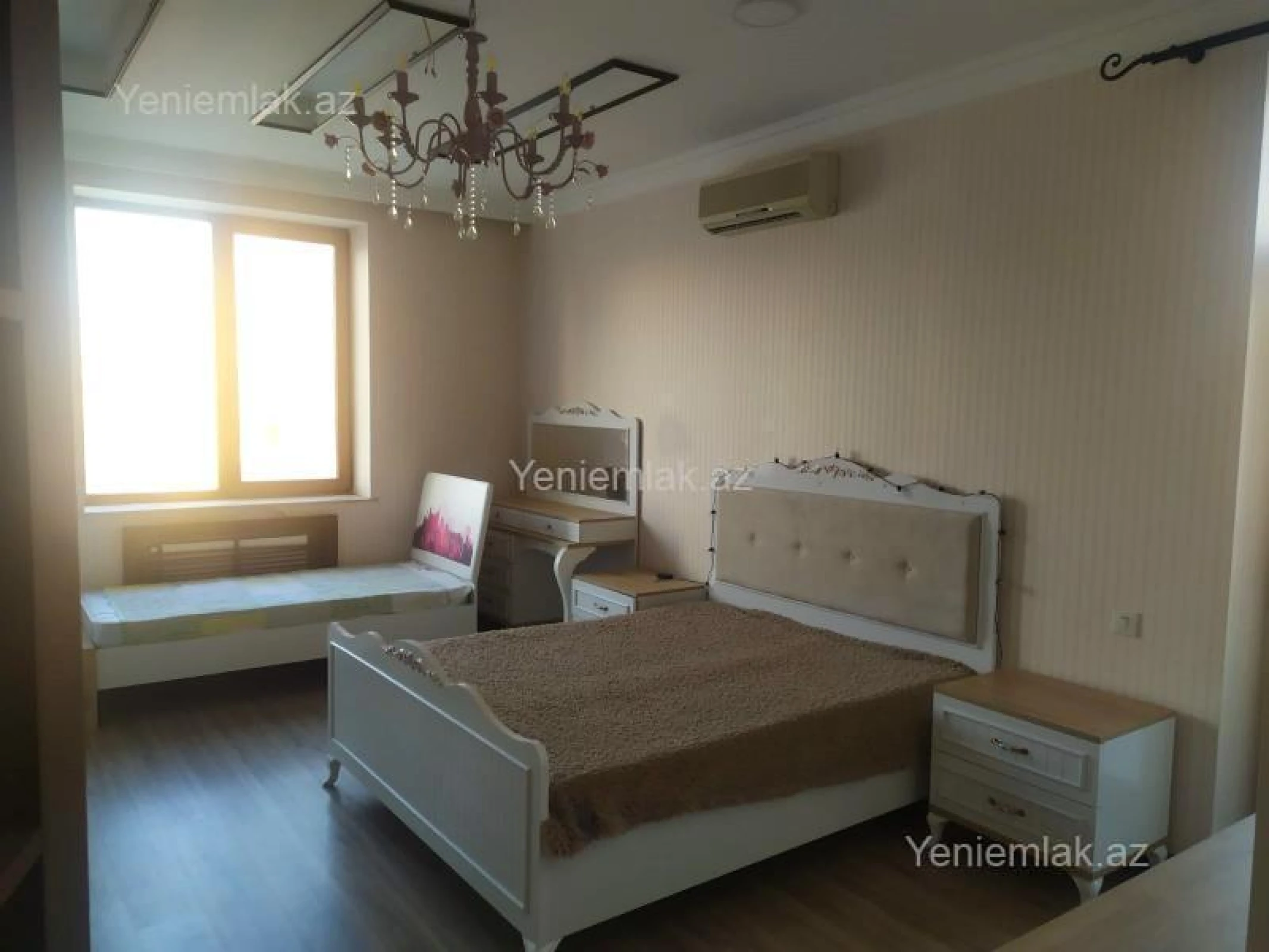 Satılır 4 otaqlı yeni tikili 175 m²