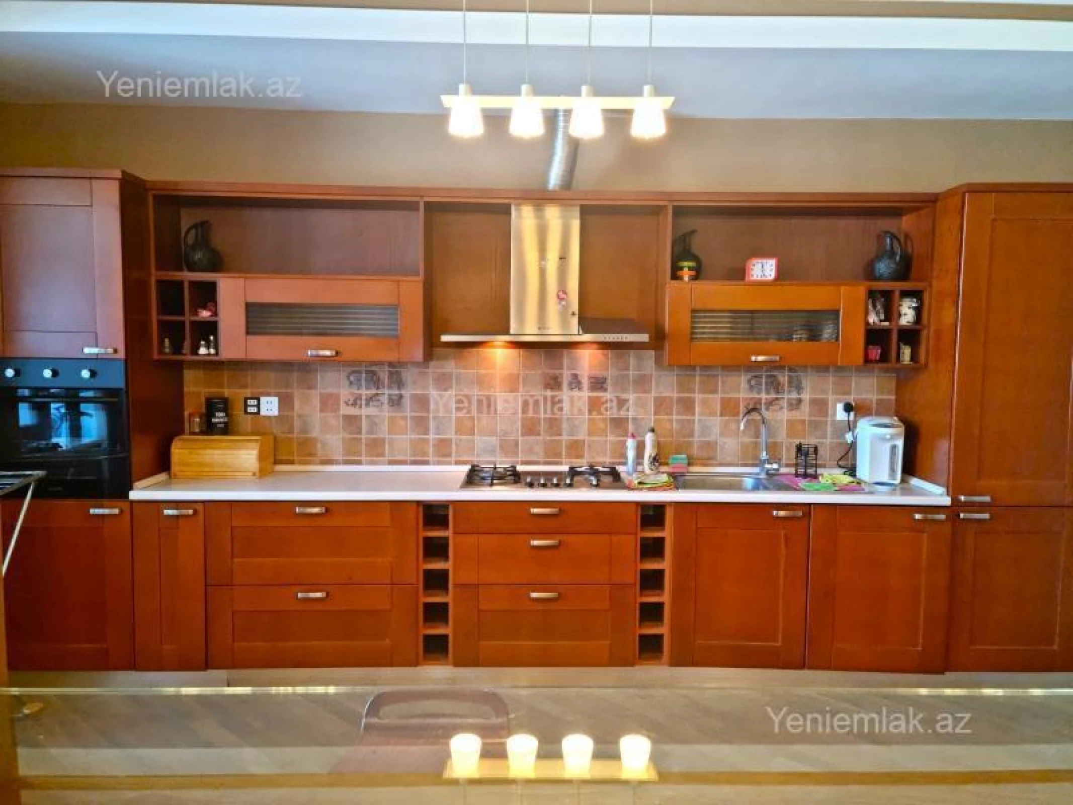 Satılır 4 otaqlı yeni tikili 175 m²