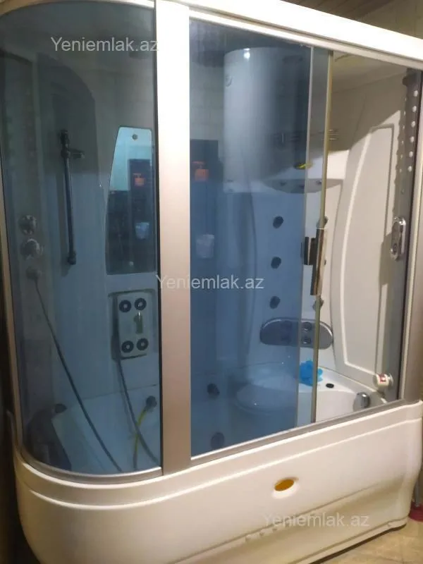 Satılır 4 otaqlı yeni tikili 175 m²