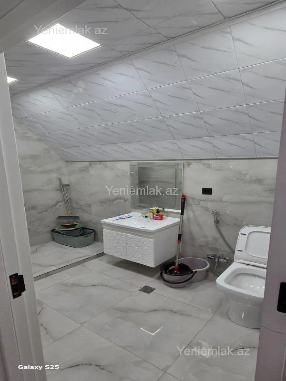 Satılır 2 otaqlı yeni tikili 50 m²