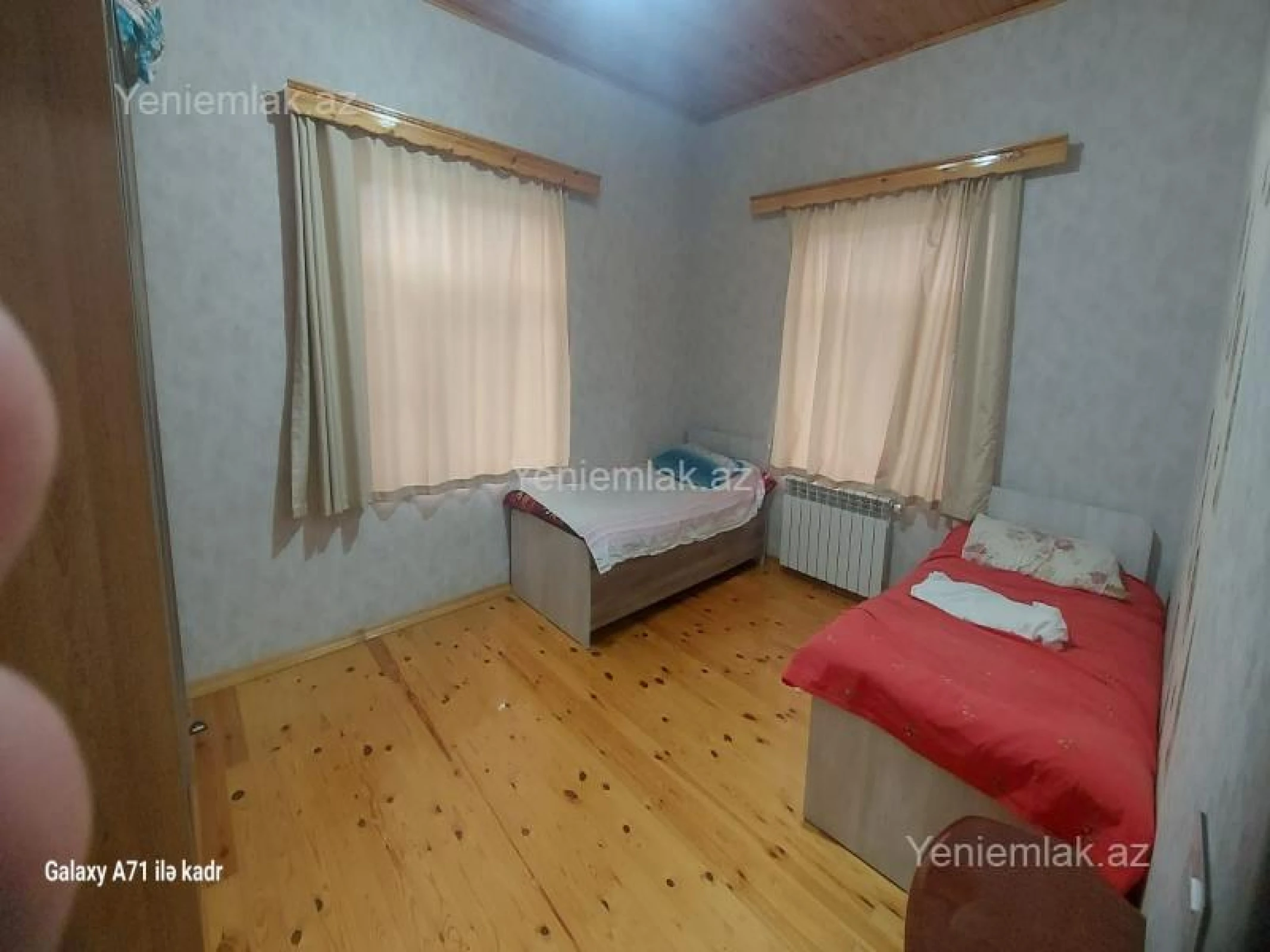 Satılır 4 otaqlı həyət evi 200 m²