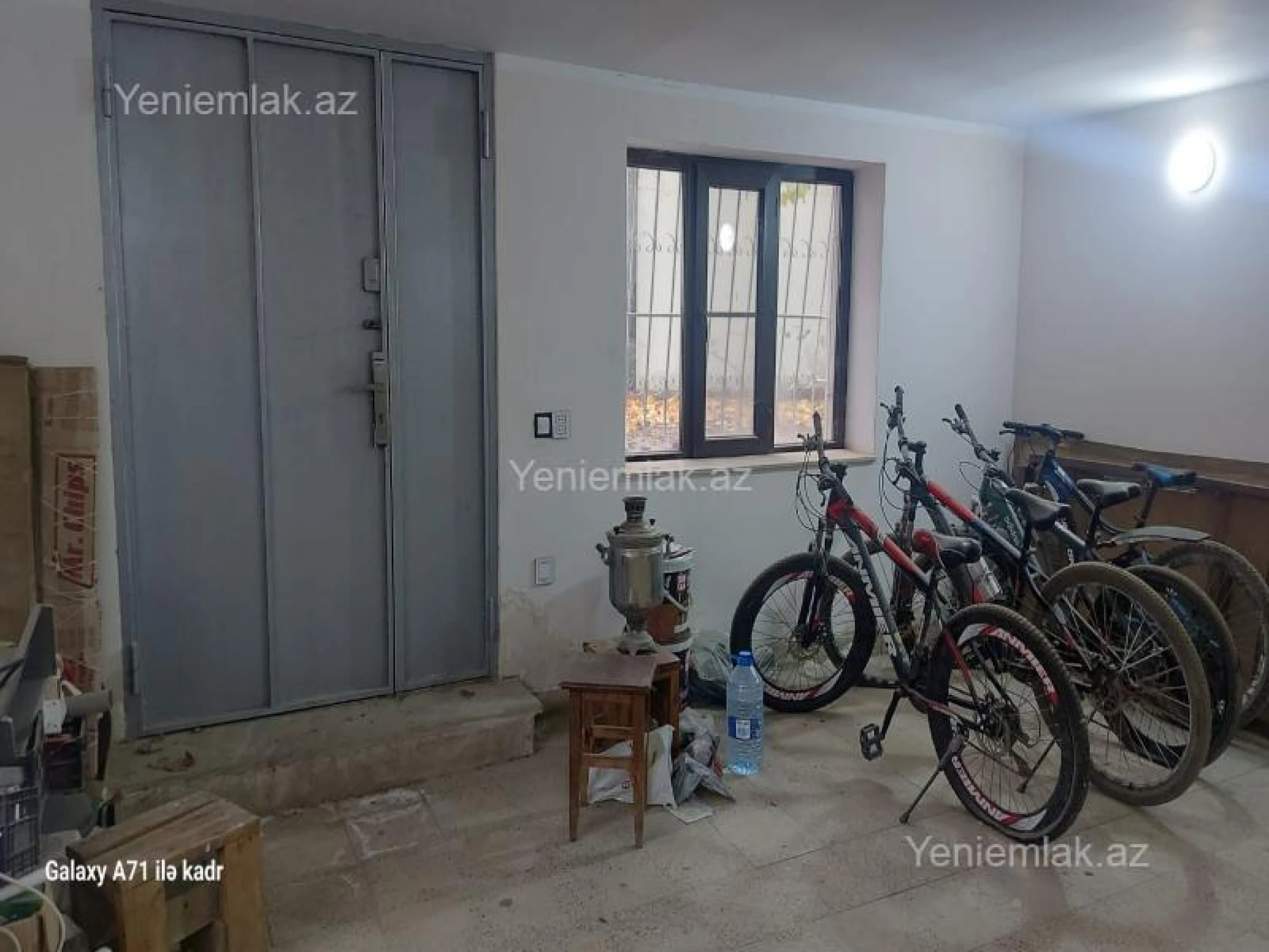 Satılır 4 otaqlı həyət evi 200 m²