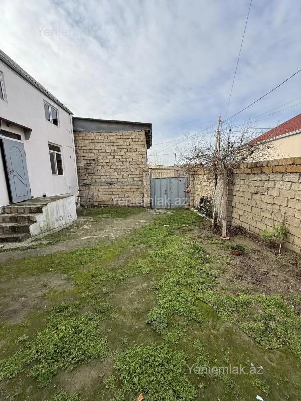 Satılır 3 otaqlı həyət evi 100 m²