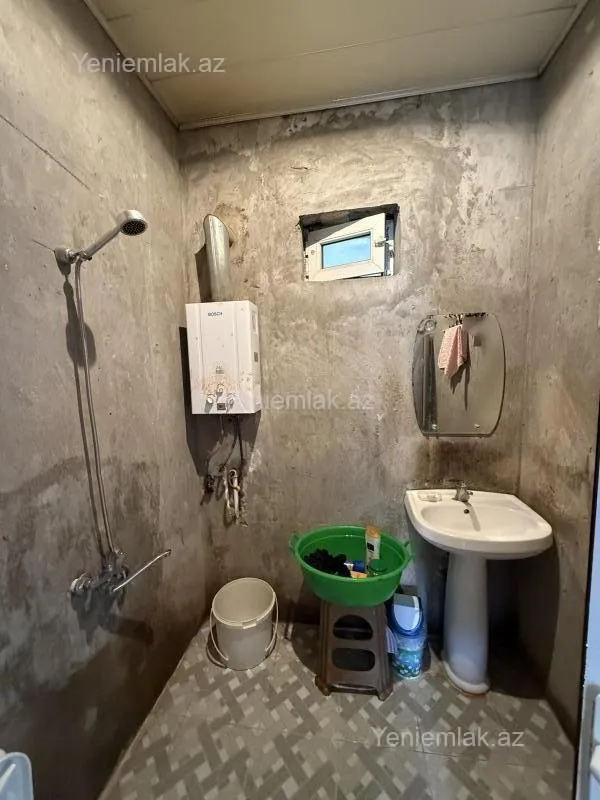 Satılır 3 otaqlı həyət evi 100 m²