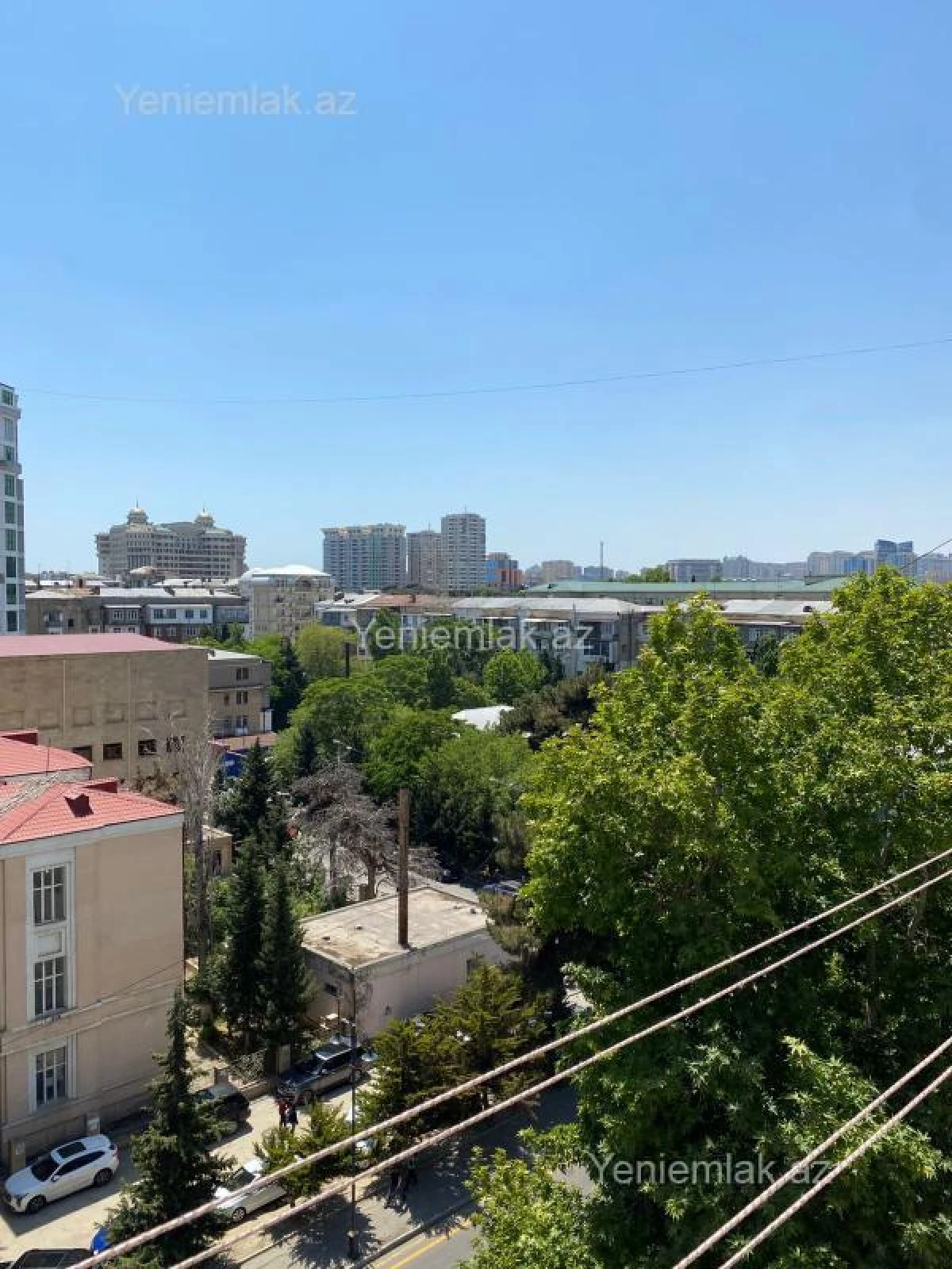 Satılır 3 otaqlı köhnə tikili 100 m²